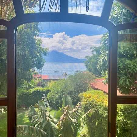 Lake Front Cabin At Los Elementos Santa Cruz La Laguna Luaran gambar